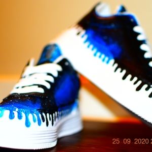 Custom shoes